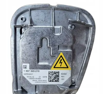 Volvo S40 Voltage converter/converter module 1307329210