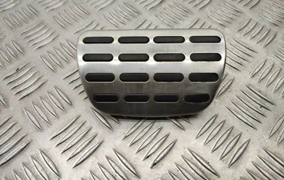 KIA Sportage Foot rest pad/dead pedal 32841D9000