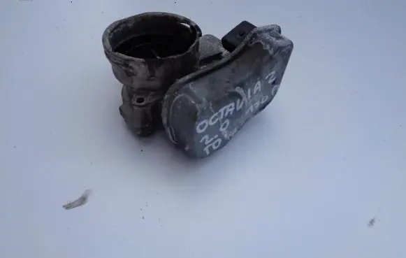 Audi A3 S3 8P Throttle valve 03G128063B