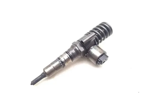 Audi A3 S3 8P Fuel injector 03G130073B 0414720403