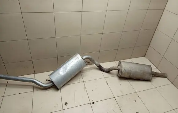 Audi 80 90 B3 Rear muffler/silencer tail pipe 893120
