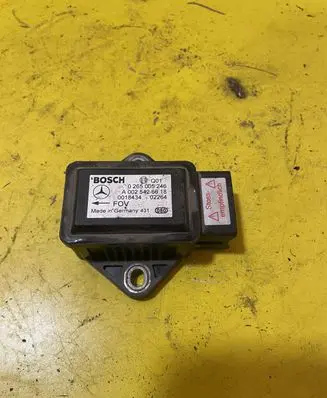 Mercedes-Benz E W211 ESP acceleration yaw rate sensor A0025426618 0025426618 0265005246