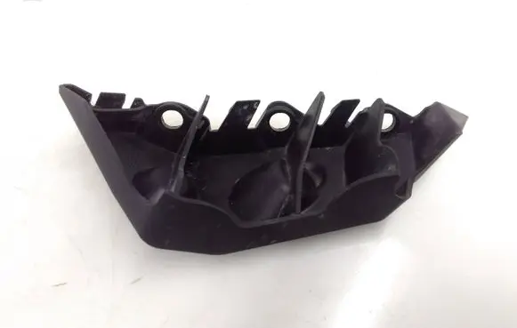 Front bumper mounting bracket