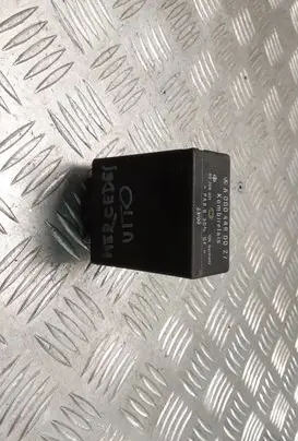 Mercedes-Benz Vito Viano W638 Other relay A0004460027