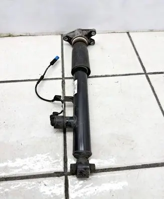BMW 3 G20 G21 Rear shock absorber/damper 10817611 75687873901 6878739