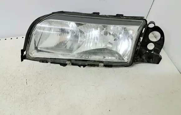 Volvo S80 Headlight/headlamp