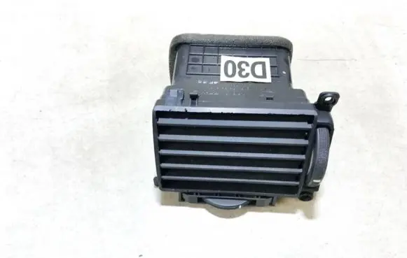 KIA Cerato Dash center air vent grill