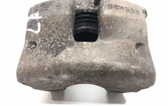 Mercedes-Benz E W212 Front brake caliper