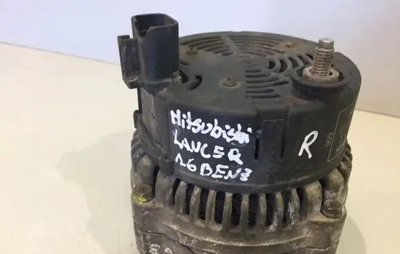 Mitsubishi Lancer Generator/alternator MD327551 0123315018