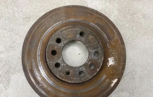Saab 9-5 Front brake disc