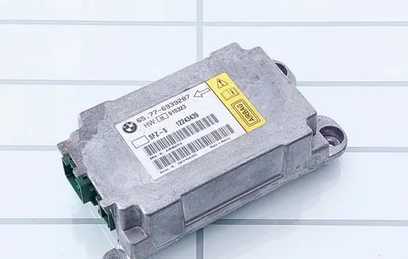 BMW 5 E60 E61 Airbag control unit/module 12243439 6939287