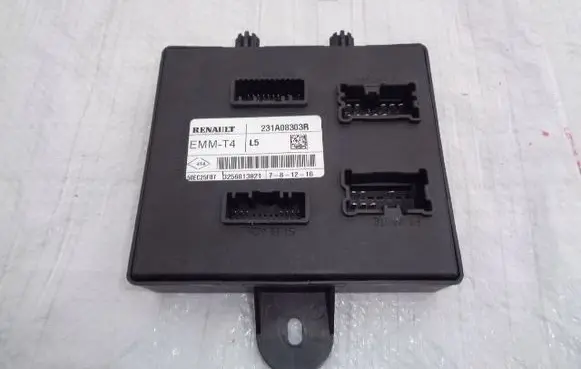 Renault Clio IV Door central lock control unit/module 231A08303R