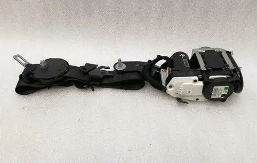 Mercedes-Benz E W212 Front seatbelt buckle A2128600886