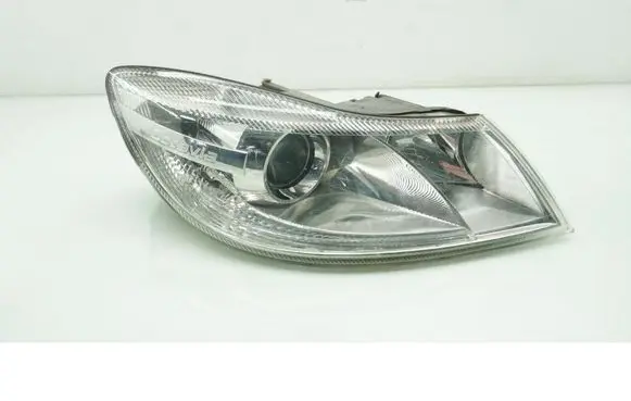 Skoda Octavia Mk2 (1Z) Headlight/headlamp 1Z1941016F