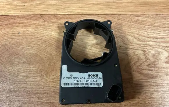 Ford Mondeo Mk III Steering angle sensor 1S7T3F818AD 0265005414 683050326