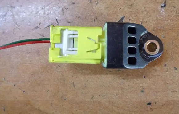 Subaru Legacy Airbag deployment crash/impact sensor 98237AJ000
