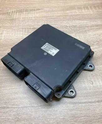 Mitsubishi Colt Engine control unit/module ECU 8631053100 E6T42487