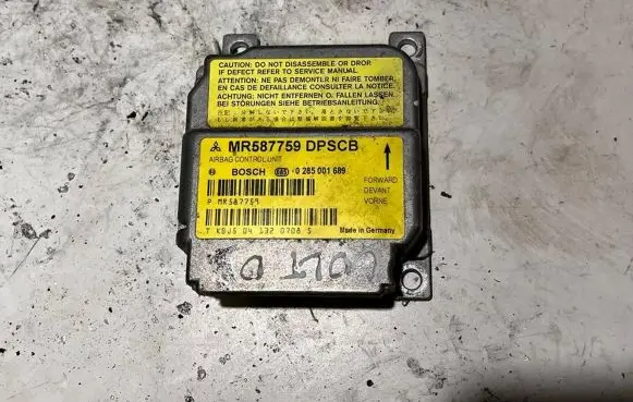 Mitsubishi Colt Airbag control unit/module MR587759 0285001689