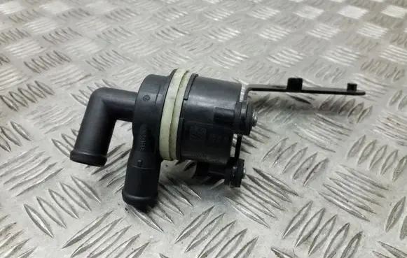 Volkswagen PASSAT B7 Electric auxiliary coolant/water pump 5N0965561A 1K0121093BP