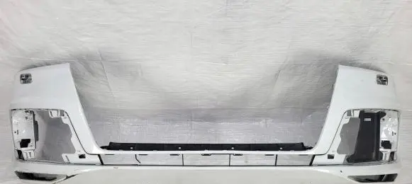 Audi Q7 4M Front bumper