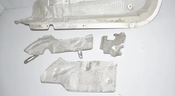 BMW 5 F10 F11 Heat shield in engine bay 7224341 7185246 51487185202