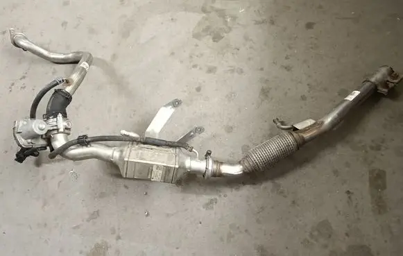Audi A8 S8 D5 EGR valve cooler 059131508BQ 411573