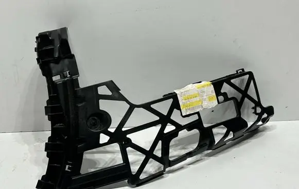 Volkswagen PASSAT B7 Front bumper mounting bracket 3AA807177A BC1205A01 100716AK