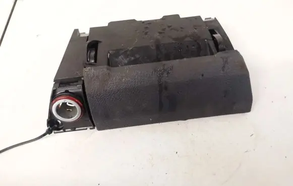Volkswagen Touran I Car ashtray 1t1857961