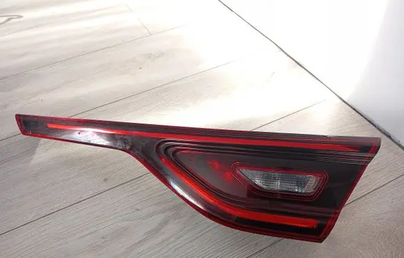 Renault Talisman Tailgate rear/tail lights 265509676R