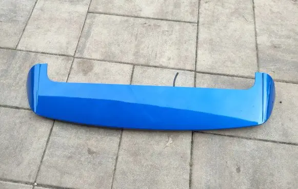 KIA Stonic Rear window tailgate spoiler 87210H8400