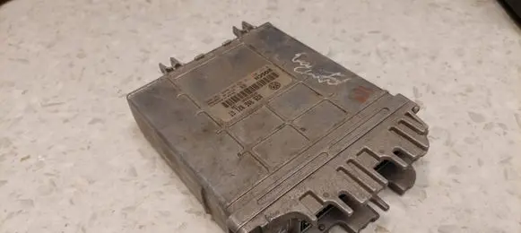Volkswagen Sharan Engine control unit/module 028906021GT 0281001735