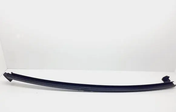 Lexus IS III XE30 Rear door window/glass frame 