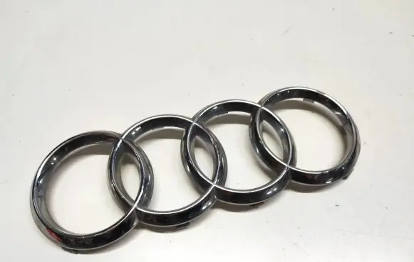 Audi Q5 SQ5 Manufacturer badge logo/emblem 