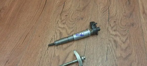 Renault Espace IV Fuel injector 0445115022