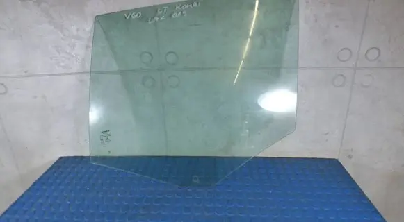 Volvo V60 Rear door window glass CARTSZYBATYLNA