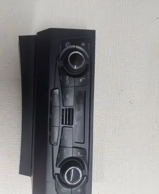 Audi A5 8T 8F Climate control unit 8T1820043R