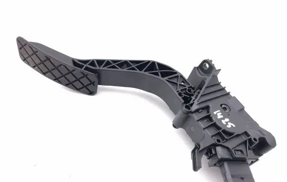 Skoda Superb B9 Accelerator throttle pedal 3WB723503 6PV01400531