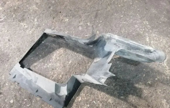 Audi Q7 4L Intercooler air guide/duct channel 4L0117335