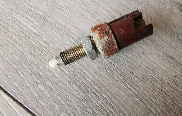 Mazda 626 Brake pedal sensor switch