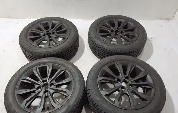 Renault Clio V R12 alloy rim 