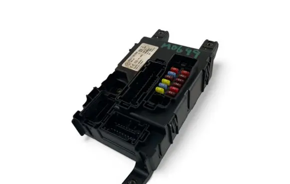 Fiat Grande Punto Fuse module 00517187860