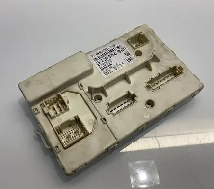 Mercedes-Benz E C207 W207 Comfort/convenience module A2079004300 A2079011500 A2079022700