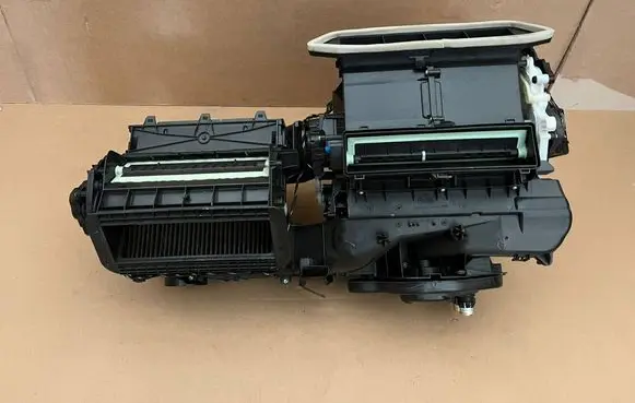 Cupra Leon Interior heater climate box assembly 5WB816001B