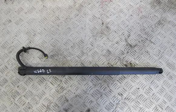 KIA Xceed Tailgate strut 81831-J7810