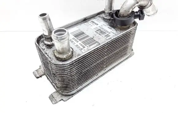 Engine oil radiator