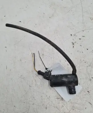 Volvo S60 Windscreen/windshield washer pump 9169611