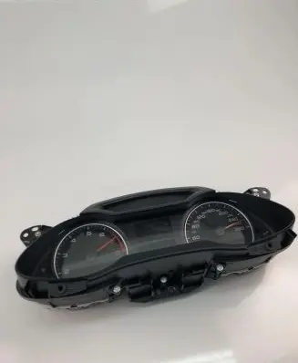 Volkswagen PASSAT B8 Speedometer (instrument cluster) 8K0920930B