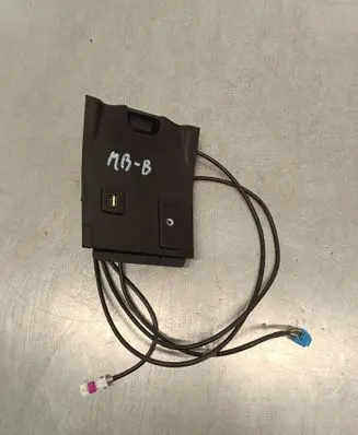 Mercedes-Benz B W246 W242 USB socket connector A2468230411 1221411 0524610034