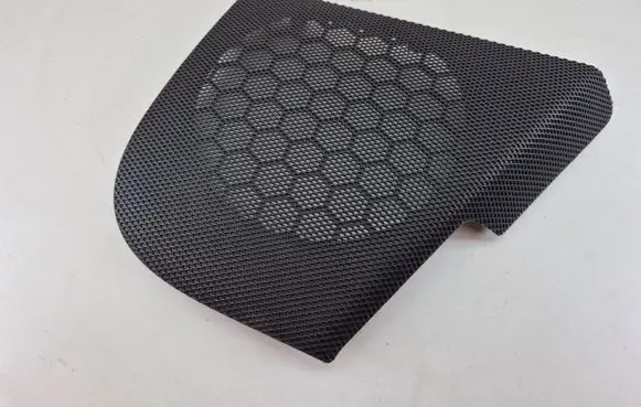 Audi A3 S3 8P Front door speaker cover trim 8P4035420