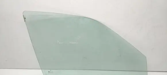 Peugeot 406 Front door window glass four-door 920294